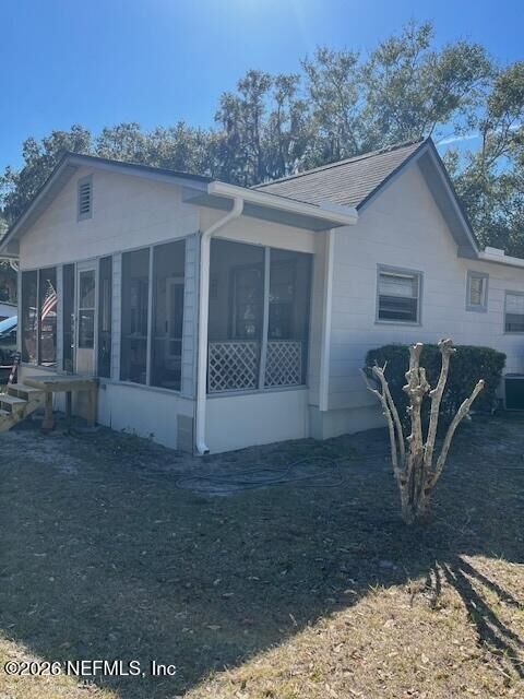 Property Photo:  319 Pine Avenue S  FL 32043 