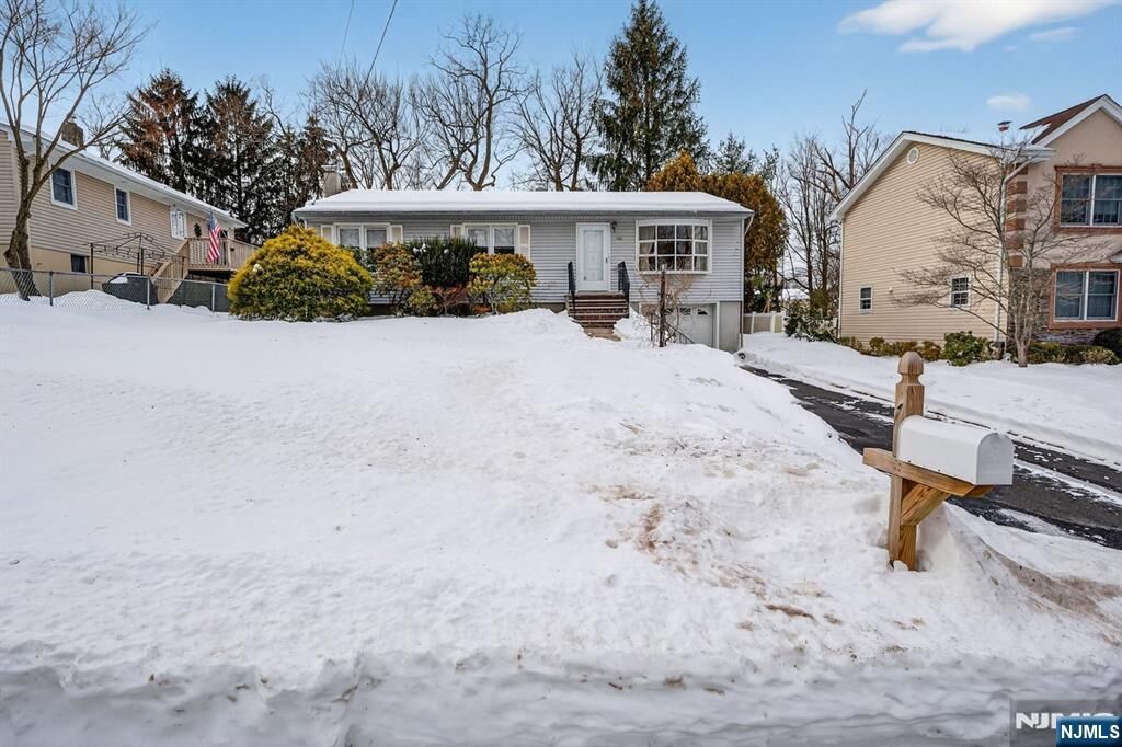 Property Photo:  106 Walnut Street  NJ 07436 