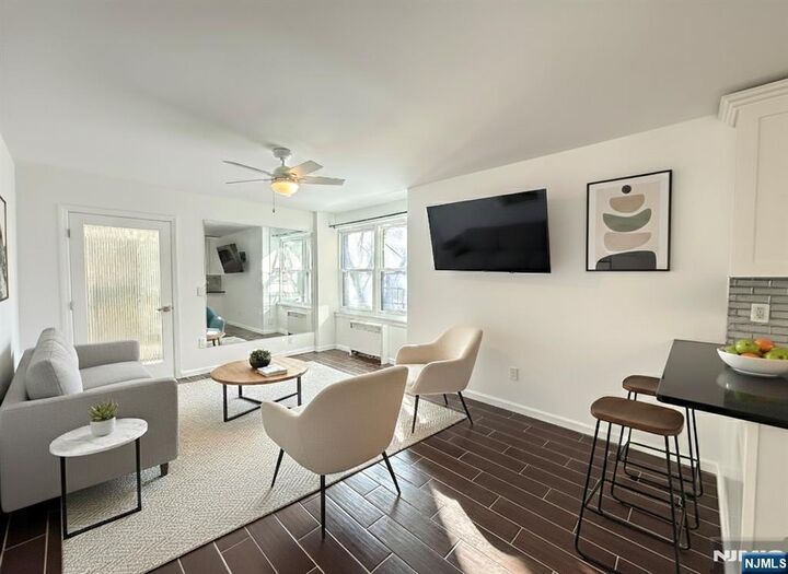 Property Photo:  500 Linwood Drive 3D  NJ 07024 