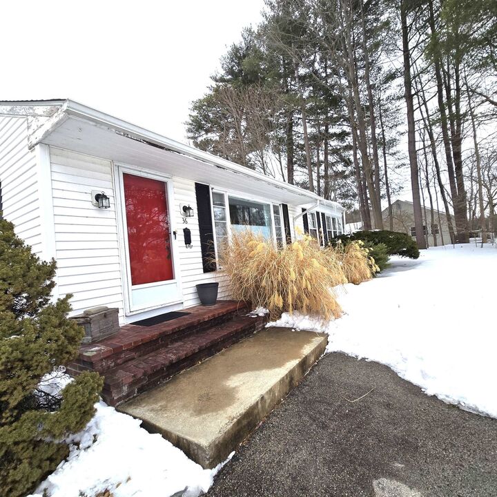 Property Photo:  36 Beauview Avenue  NH 03064 