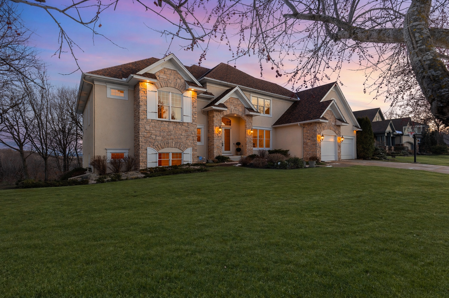 Property Photo:  19043 Vogel Farm Trail  MN 55347 