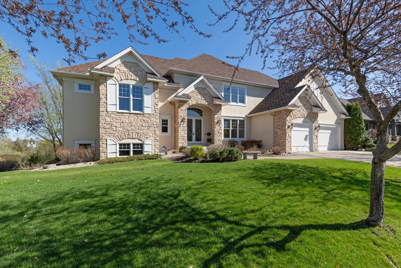 Property Photo:  19043 Vogel Farm Trail  MN 55347 