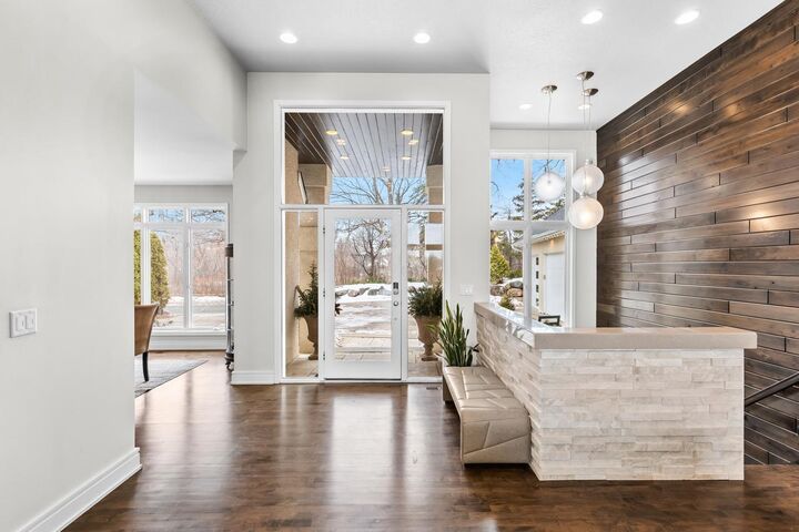 Property Photo:  21150 Excelsior Boulevard  MN 55331 