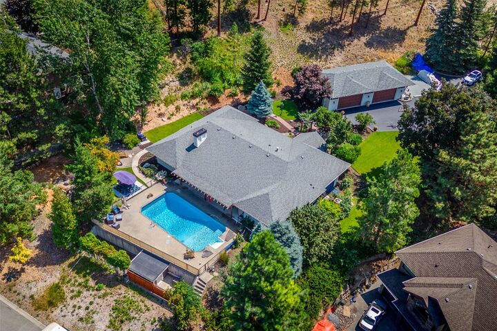 Property Photo:  514 Hawes Court  BC V1W 5C5 