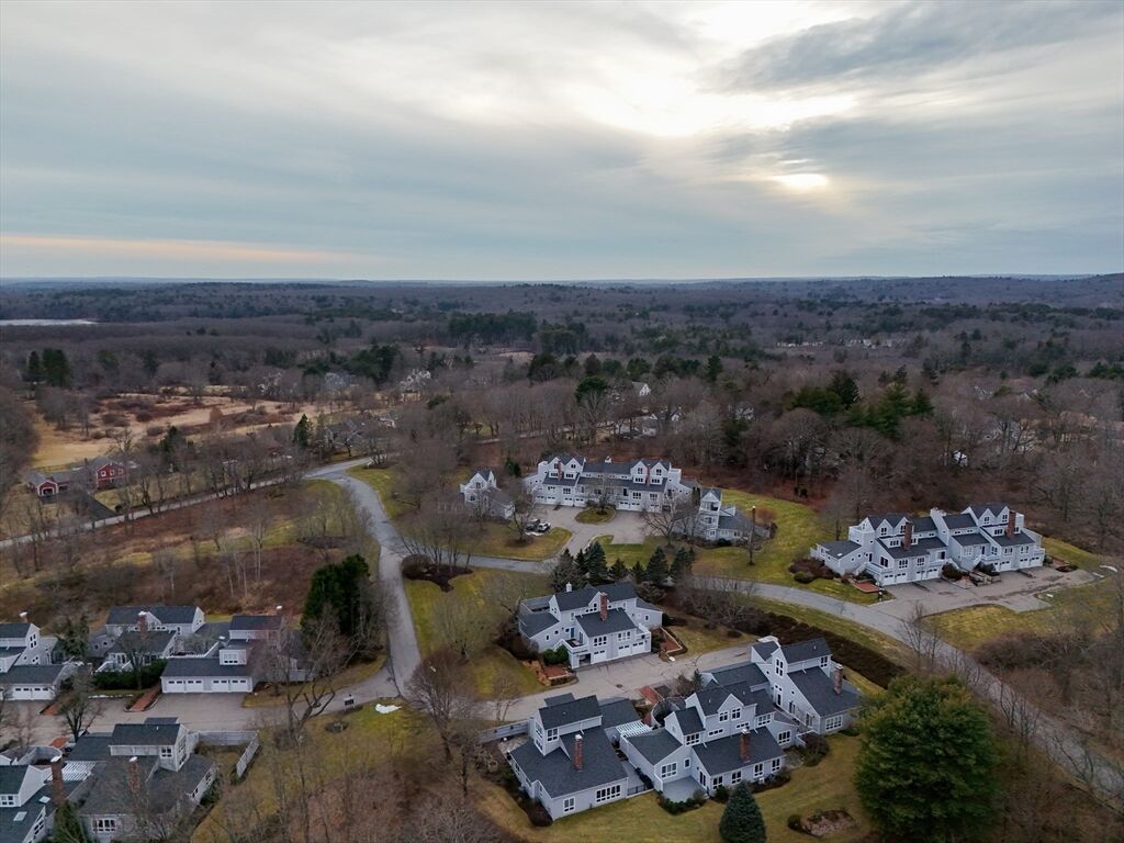 Property Photo:  6 Hopewell Farm Rd 6  MA 01760 