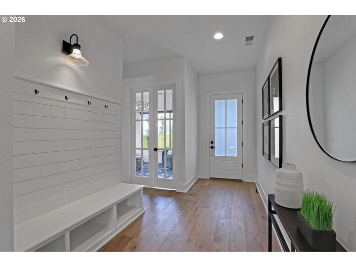 Property Photo:  4780 SW Pendleton St  OR 97221 