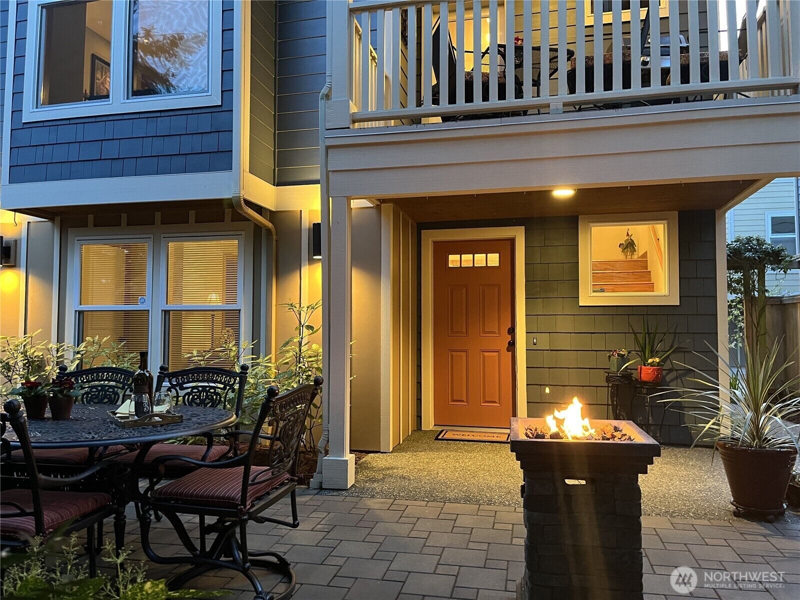 Property Photo:  11740  Burke Avenue N  WA 98133 