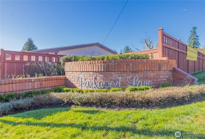 Property Photo: 2611 S 288th St 38 WA 98003