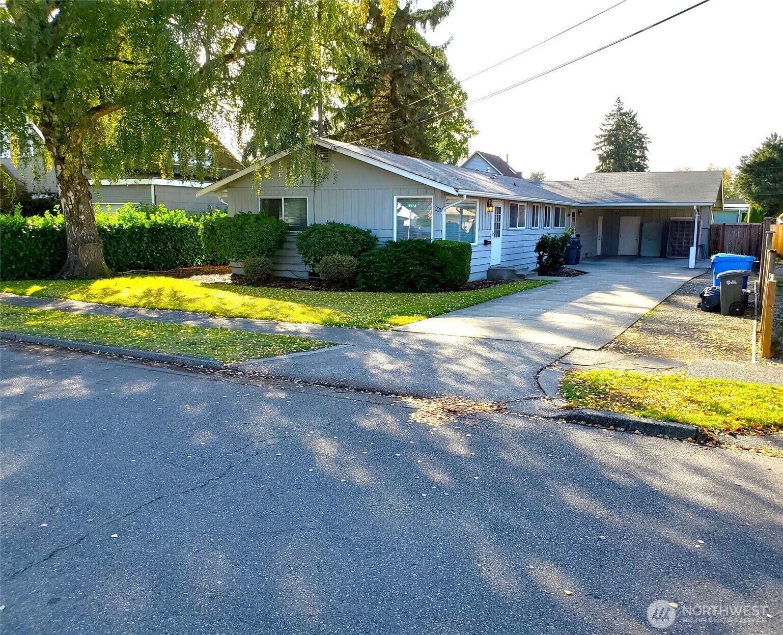 Property Photo:  606  8th Street NW  WA 98371 