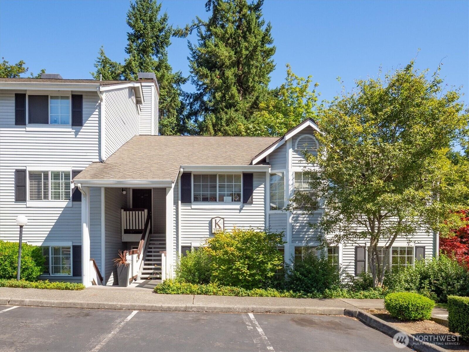 Property Photo:  23319  Cedar Way K105  WA 98043 