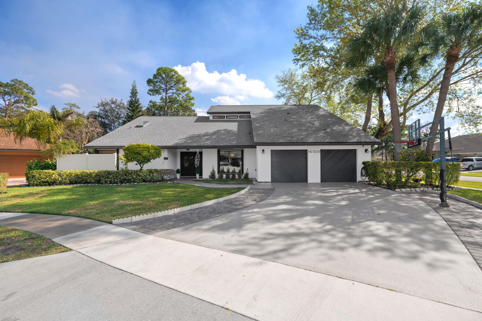 Property Photo:  13376 Northumberland Circle  FL 33414 