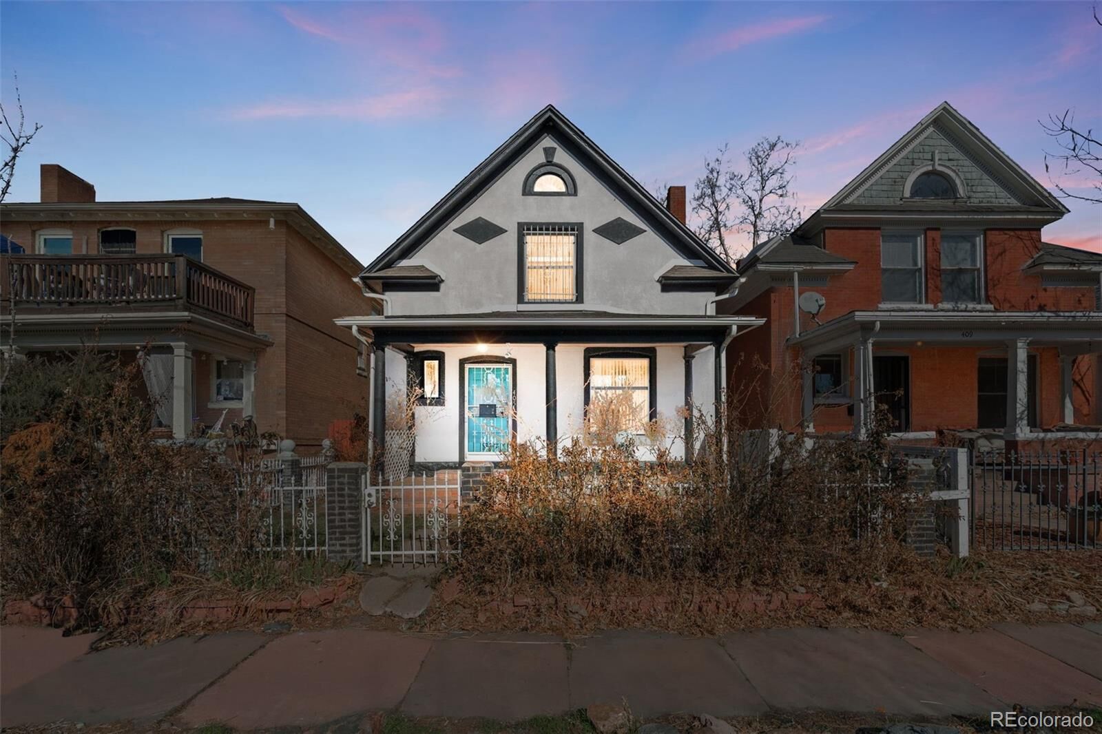 Property Photo:  405 E 1st Avenue  CO 80203 