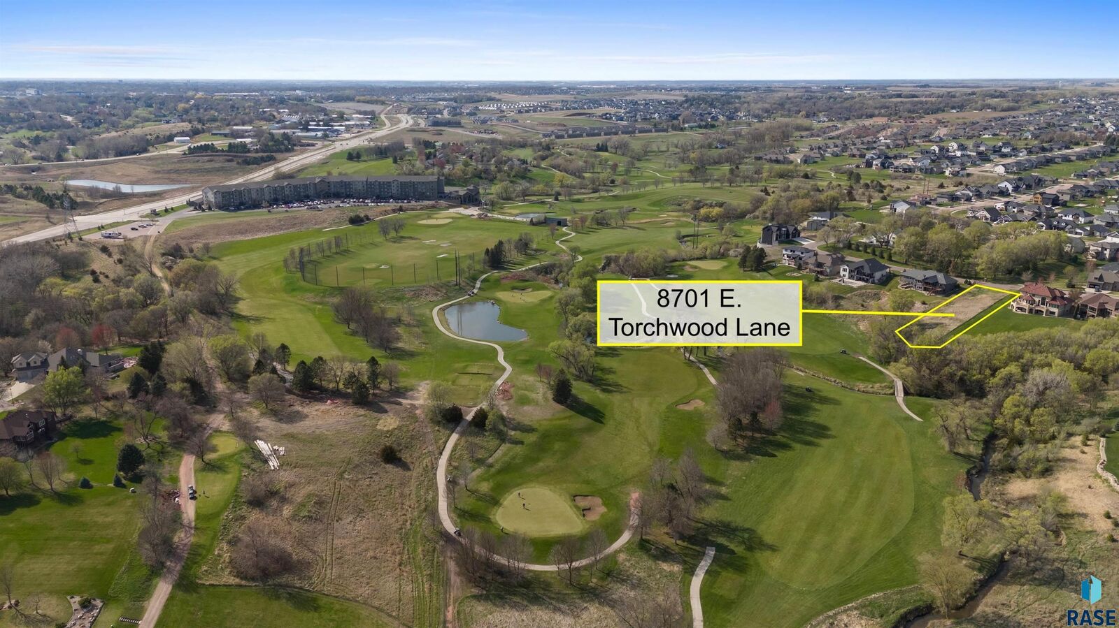 Property Photo:  8701 E Torchwood Ln  SD 57110 