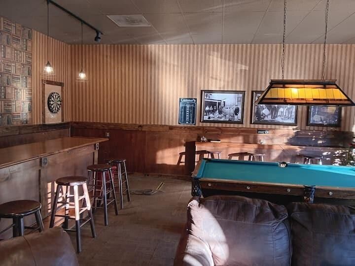 Property Photo:  233 N Mathewson Ave  KS 67214 