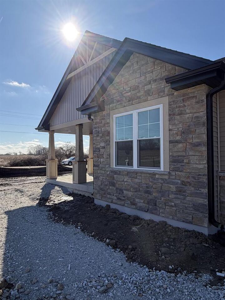 Property Photo: 5825 Bridle Way WI 53718