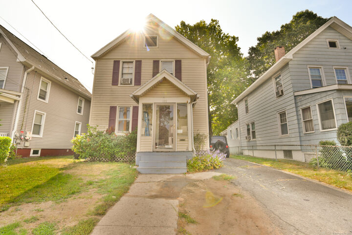 Property Photo:  102 Brown Street  CT 06516 