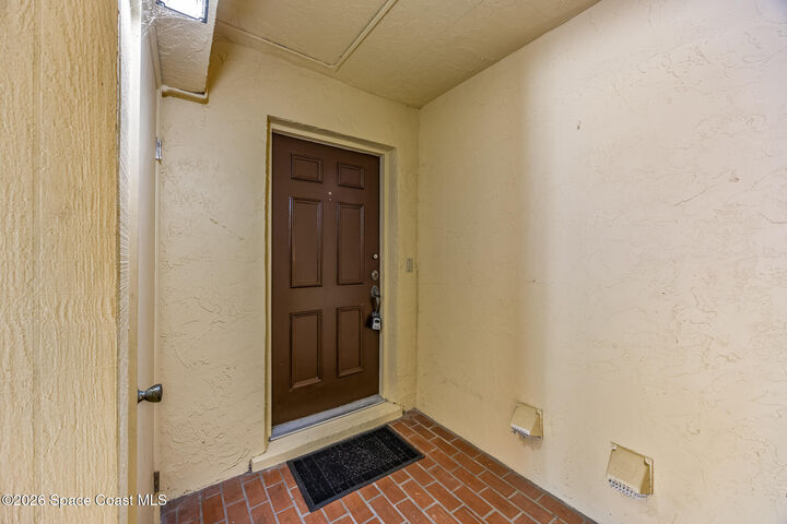 Property Photo:  115 N Indian River Drive  FL 32922 