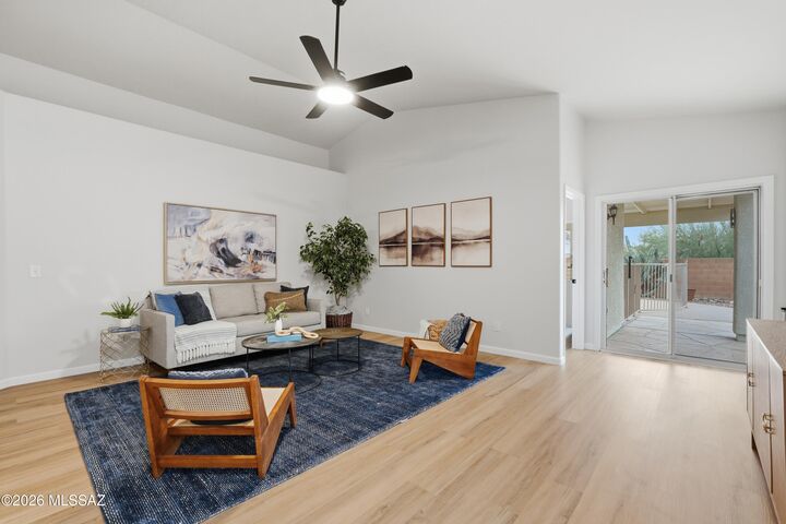 Property Photo:  7422 W River Rim Place  AZ 85743 