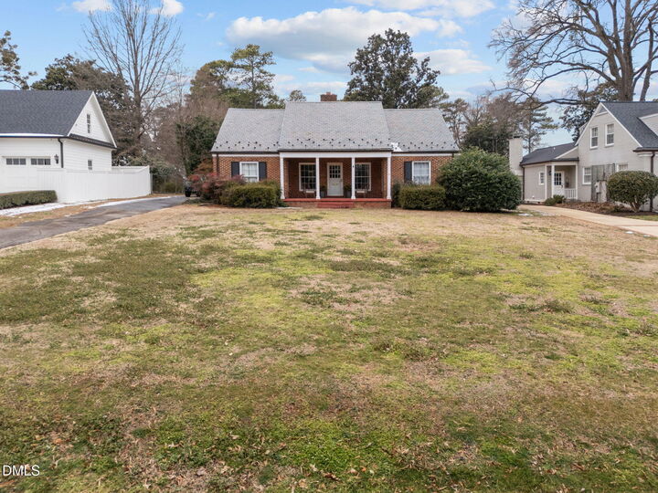 Property Photo:  1415 Canterbury Road  NC 27608 