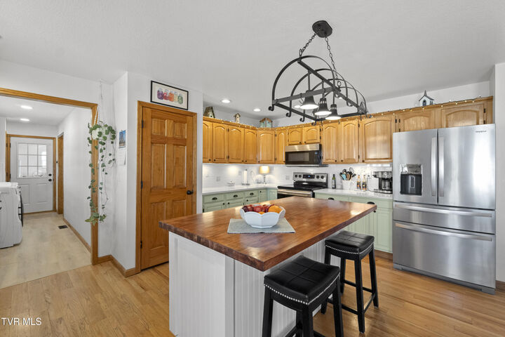 Property Photo:  105 Maple Crest  TN 37743 