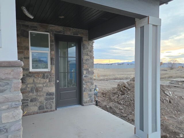 Property Photo:  1661 W Ross Rd  UT 84075 