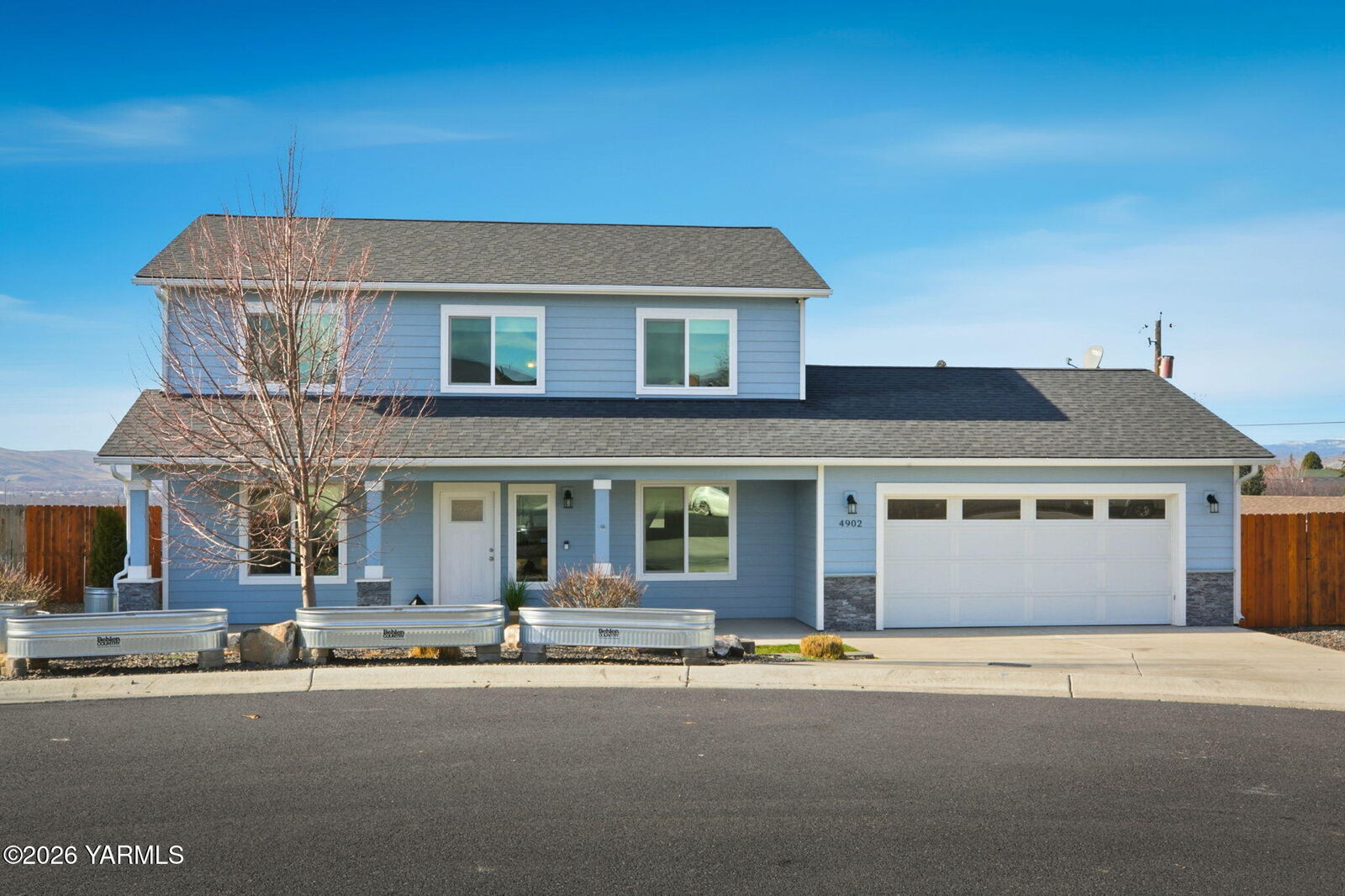 Property Photo:  4902 Quail Ct  WA 98901 