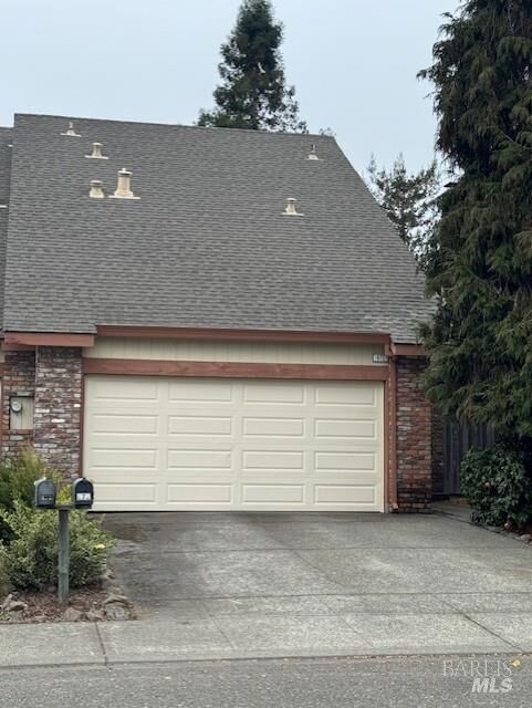 Property Photo: 872 Hudis Street CA 94928