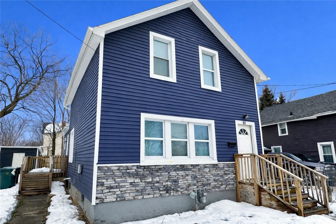 Property Photo:  61 Myrtle Street  NY 14606 