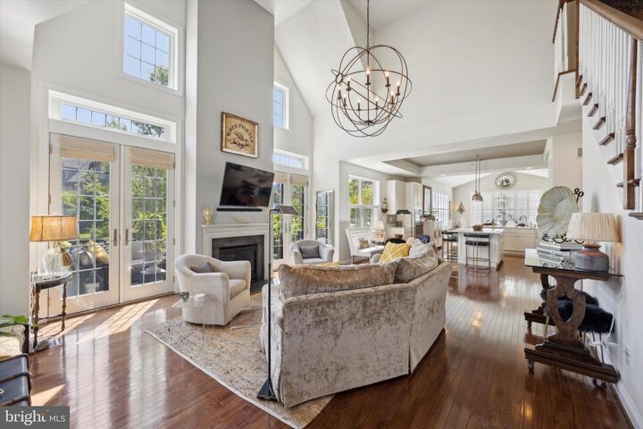 Property Photo: 600 Bartram Court PA 19031