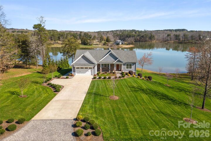 Property Photo:  490 Mapleton Lane  NC 28722 