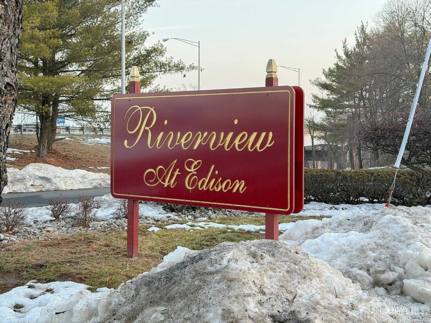 Property Photo:  72 Fox Road 1B  NJ 08817 