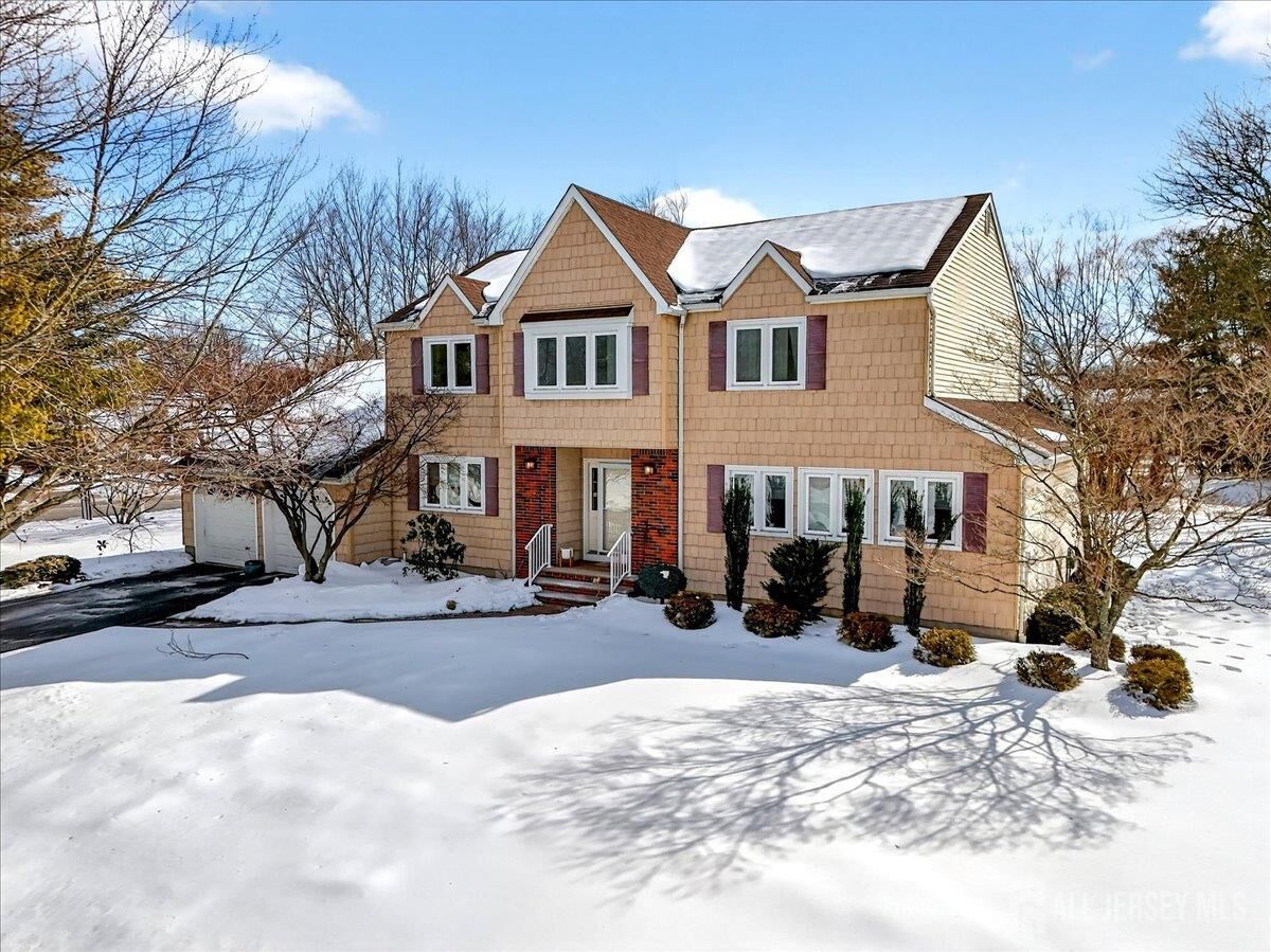 Property Photo:  1 Joshua Court  NJ 08824 