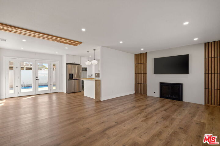 Property Photo:  14592 Belmar Cir  CA 92647 