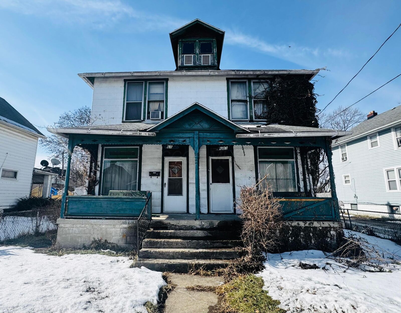 Property Photo:  683 Miller Avenue  OH 43205 