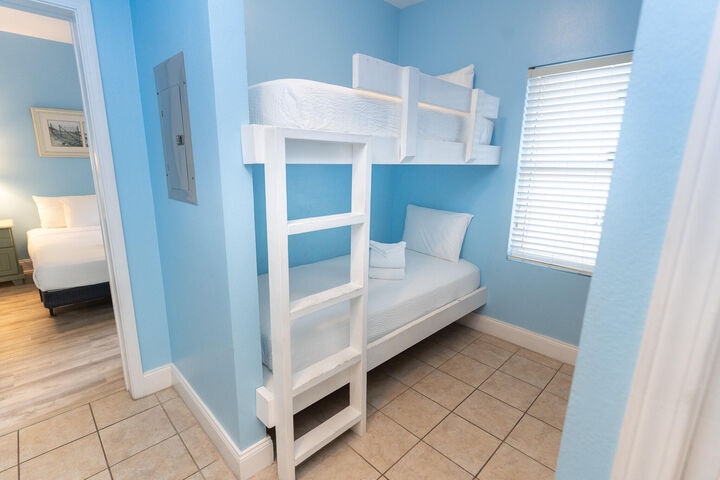Property Photo: 9902 S Thomas Drive Unit 731 FL 32408