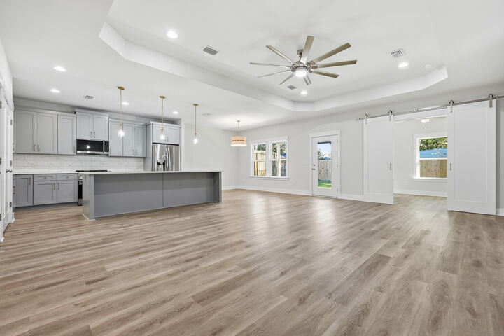 Property Photo: 717 Hazel Drive FL 32547