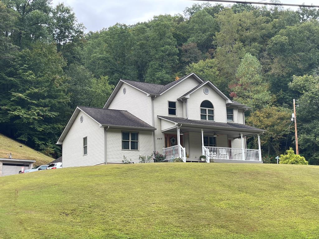 Property Photo:  447 Big Elk Road  KY 41203 