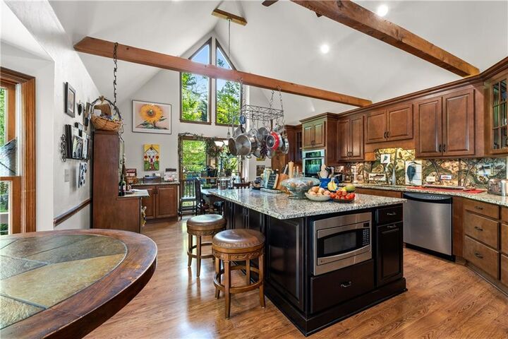 Property Photo:  511 Oakdale Road  GA 30114 