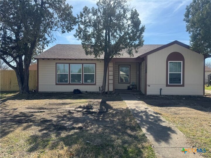 Property Photo:  1308 Terrace Drive  TX 76541 
