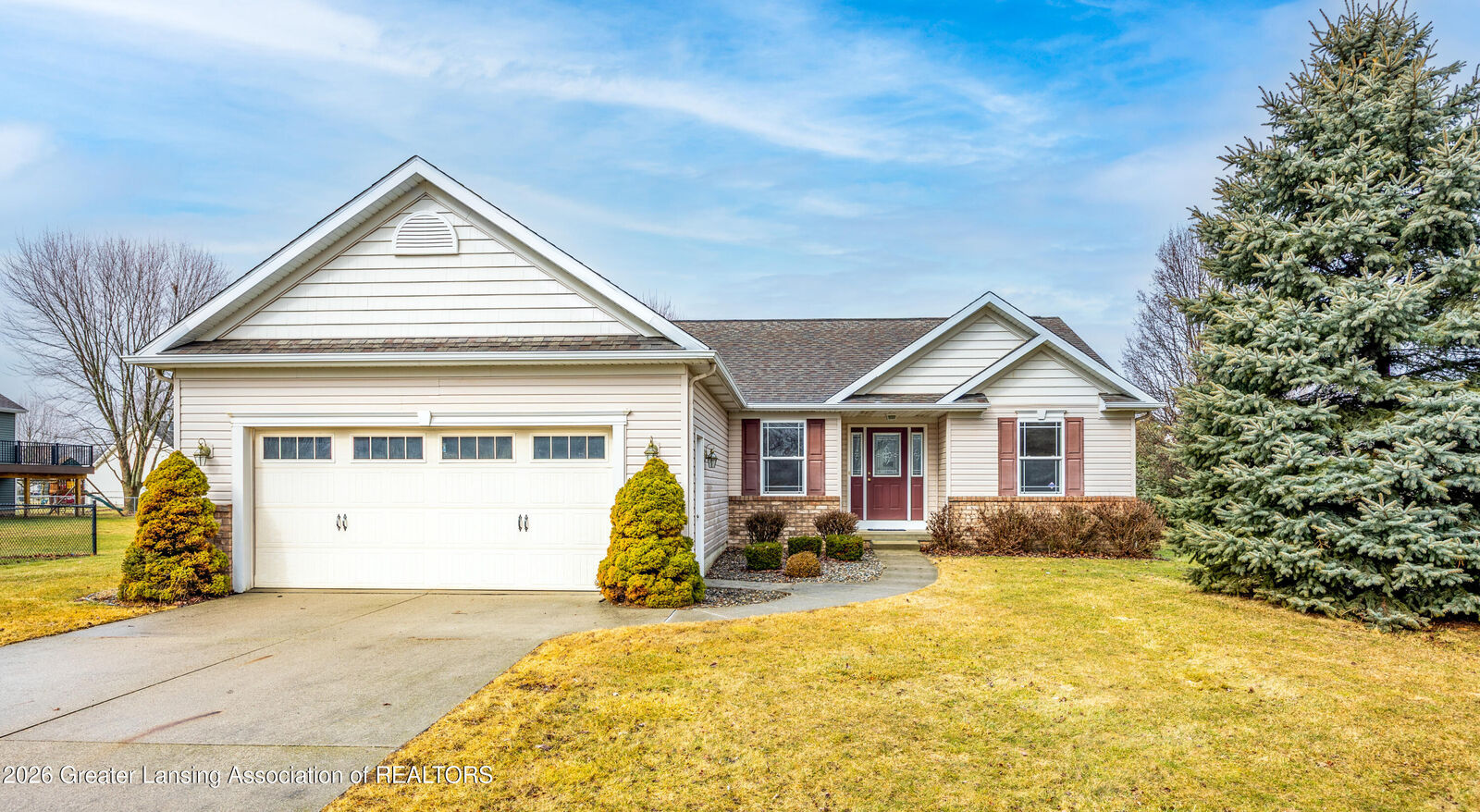 Property Photo:  992 Pennine Ridge Way  MI 48837 