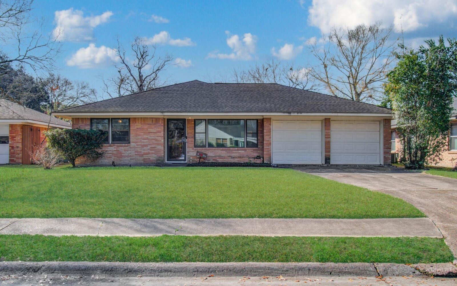 Property Photo: 4315 Sanford Road TX 77035