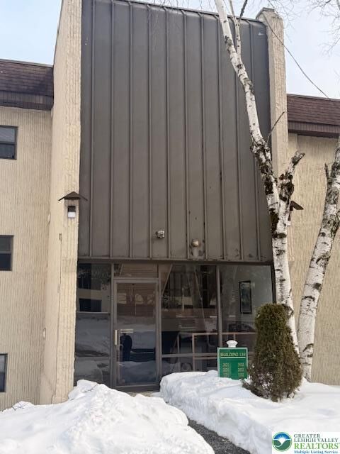 Property Photo:  139 Foxfire Drive 102  PA 18344 