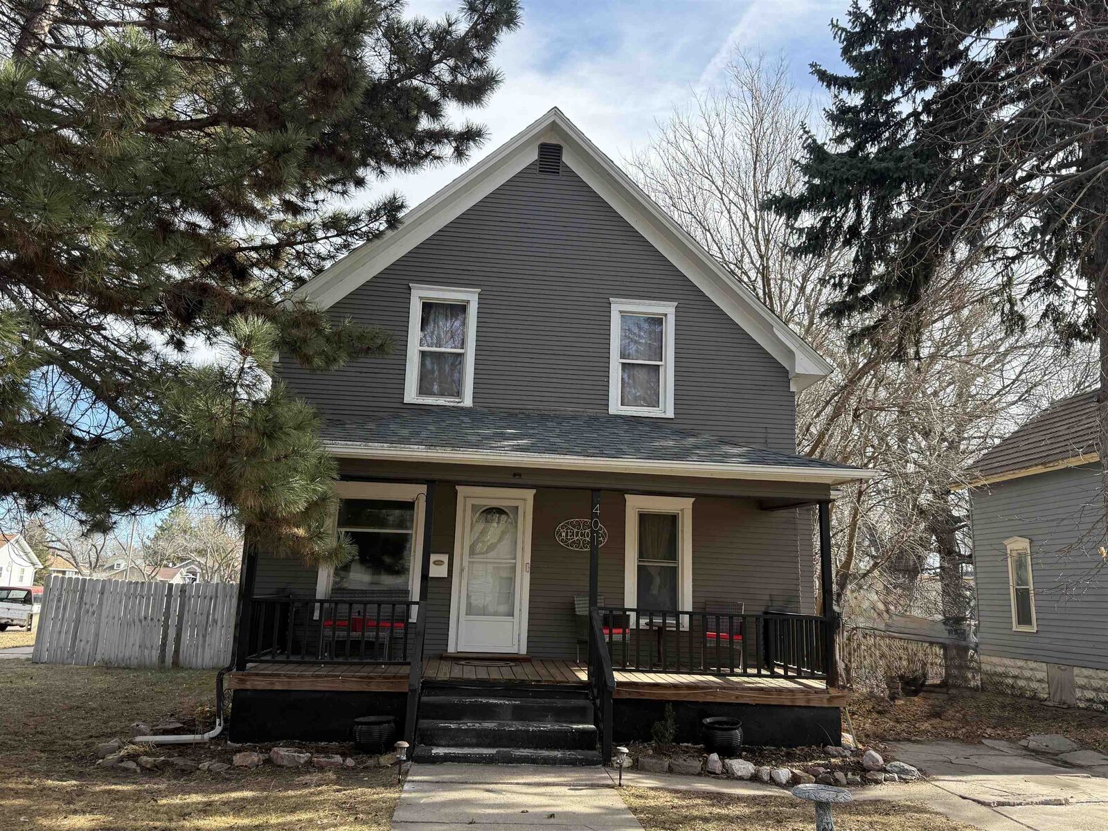 Property Photo:  401 S Ash  NE 69101 