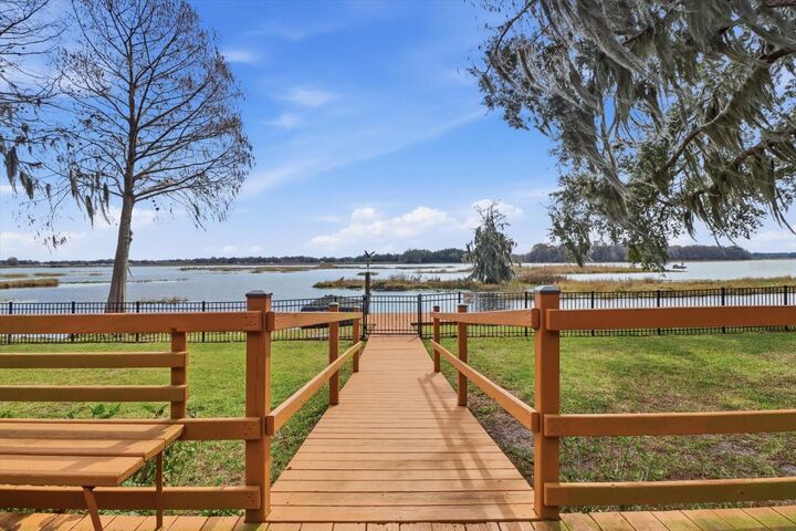 Property Photo:  8528 E Aquarius Drive  FL 34450 