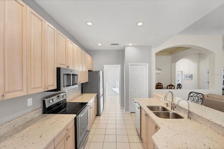 Property Photo:  711 Back Nine Drive  FL 34285 