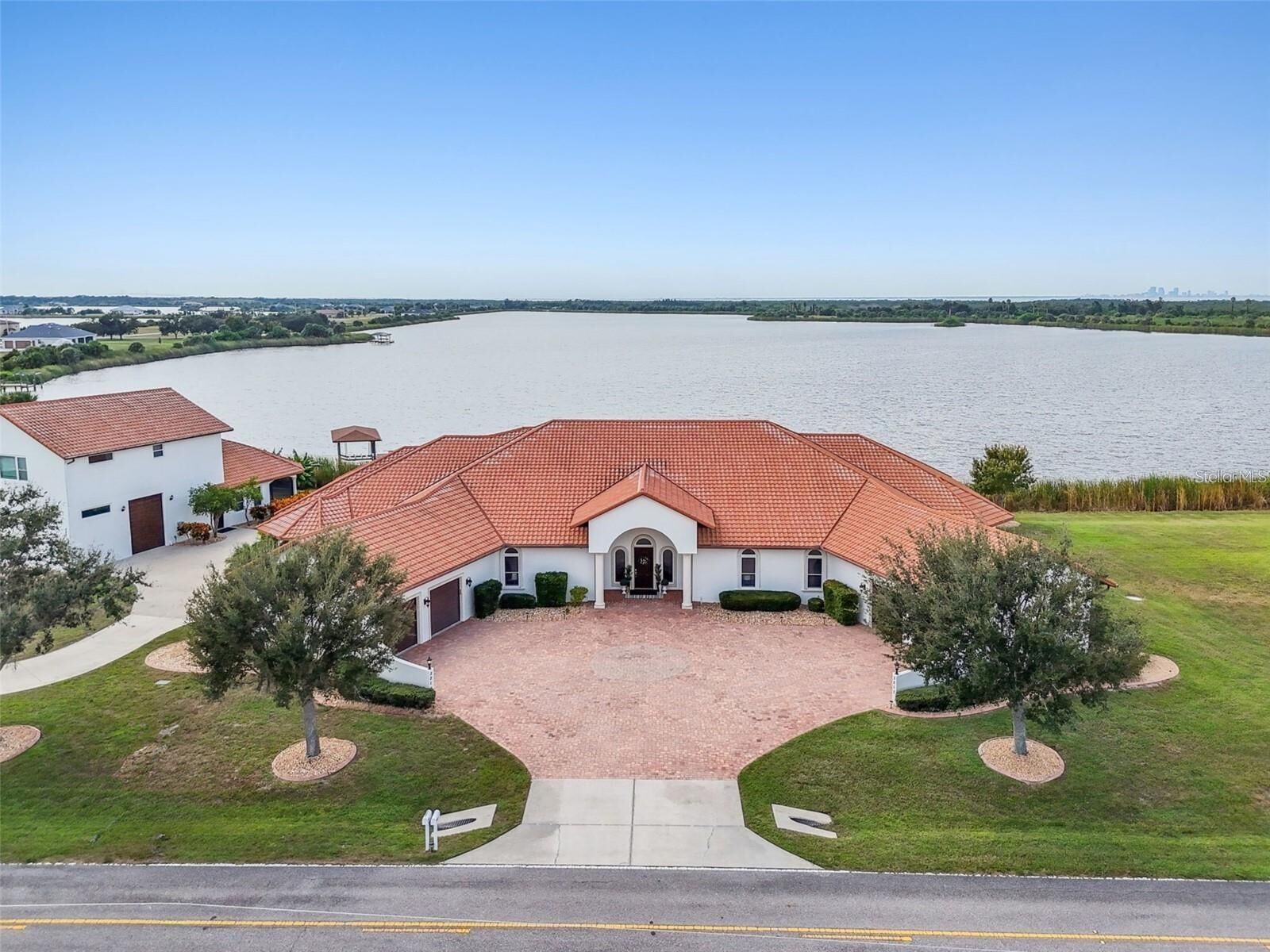 Property Photo: 3215 Gulf City Road FL 33570