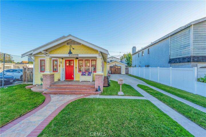 Property Photo:  226 E 53rd Street  CA 90805 