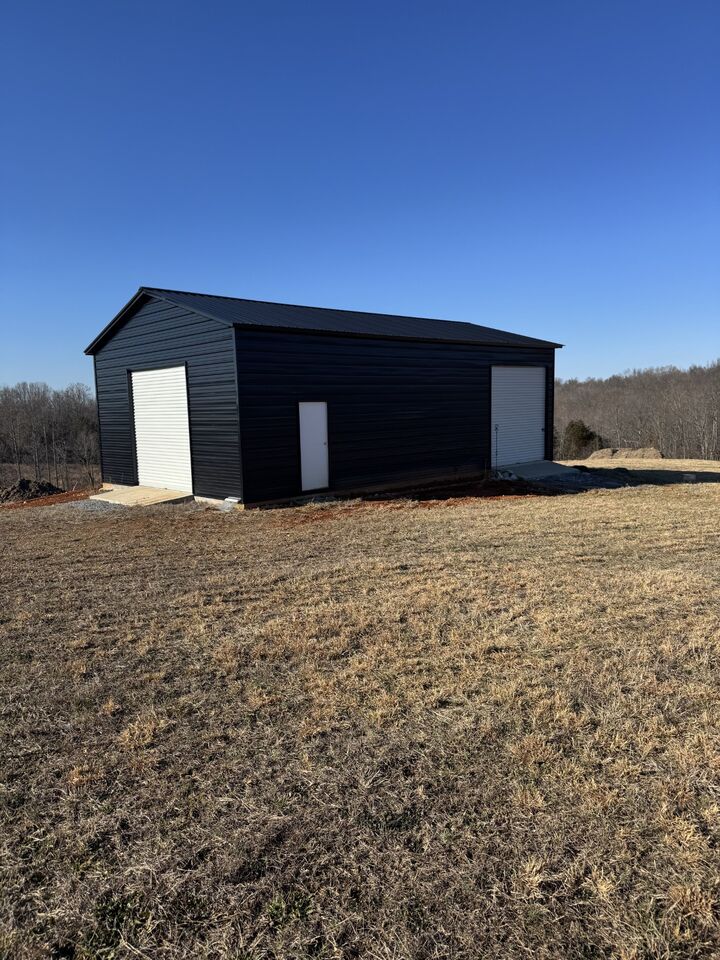 Property Photo:  1968 Lafayette Rd  TN 37150 