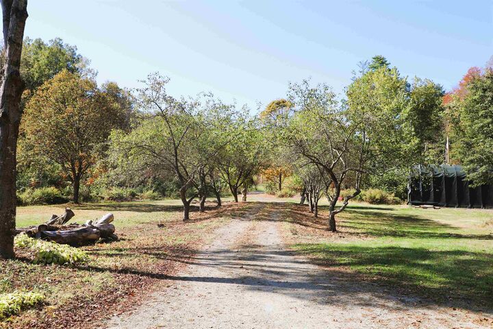 Property Photo:  85 Parker Hill Road  VT 05101 