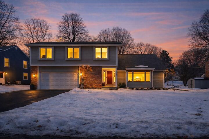 Property Photo:  2920 Xanthus Lane N  MN 55447 